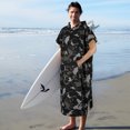 thumbnail image 4 of Poncho de surf con capucha para cambiarse | Grueso, de secado rápido, 4 of 8