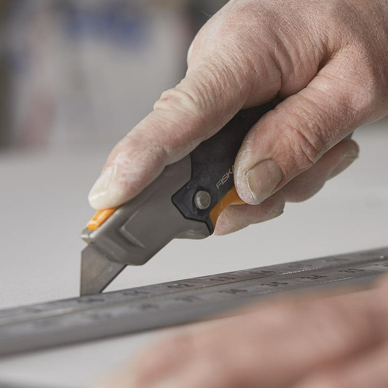Fiskars Pro Fixed Blade Utility Knife 