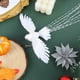thumbnail image 4 of Adornos Navideños de Pájaros de Nochebuena con Purpurina, de Plástico Blanco | Decoración para Bodas | Incluye 2 Pájaros | Tamaño: 43 X 20 Cm, 4 of 5