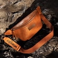 thumbnail image 4 of Fanny Pack Wrangler, tamaño grande, para mujer y hombre, color marrón, 4 of 7