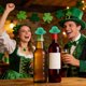 thumbnail image 4 of Tapón de botella de vino – Decoración del Día de San Patricio | Plástico verde trébol, sellado hermético, comida, atrezzo festivo para fiestas | 2,36 x 2,36 x 1,57 in, 4 of 6