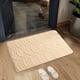 thumbnail image 5 of Tapete de Entrada Extra Grueso de Microfibra a Rayas - Alfombra Antideslizante para Baño y Cocina, Absorbente de Agua, Ideal para La Entrada de La Cocina o El Baño., 5 of 7