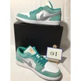 thumbnail image 5 of Ni - ke Ni - ke Air Jordan 1 Low SE New Emerald/Taxi-White Men 10 DN3705-301, 5 of 5