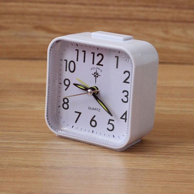 Despertador simulado, pequeño despertador sin TIC - tac, Movimiento de cuarzo, despertador silencioso con luces, función repetida, aumento del sonido del despertador, blanco Zefei Wu 9024735064435