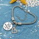 thumbnail image 3 of Regalo para mujeres y niñas, hermosa pulsera con colgante con la frase "Puedes hacer cosas increíbles", pulsera con dijes inspiradores para familiares y amigos, 3 of 4
