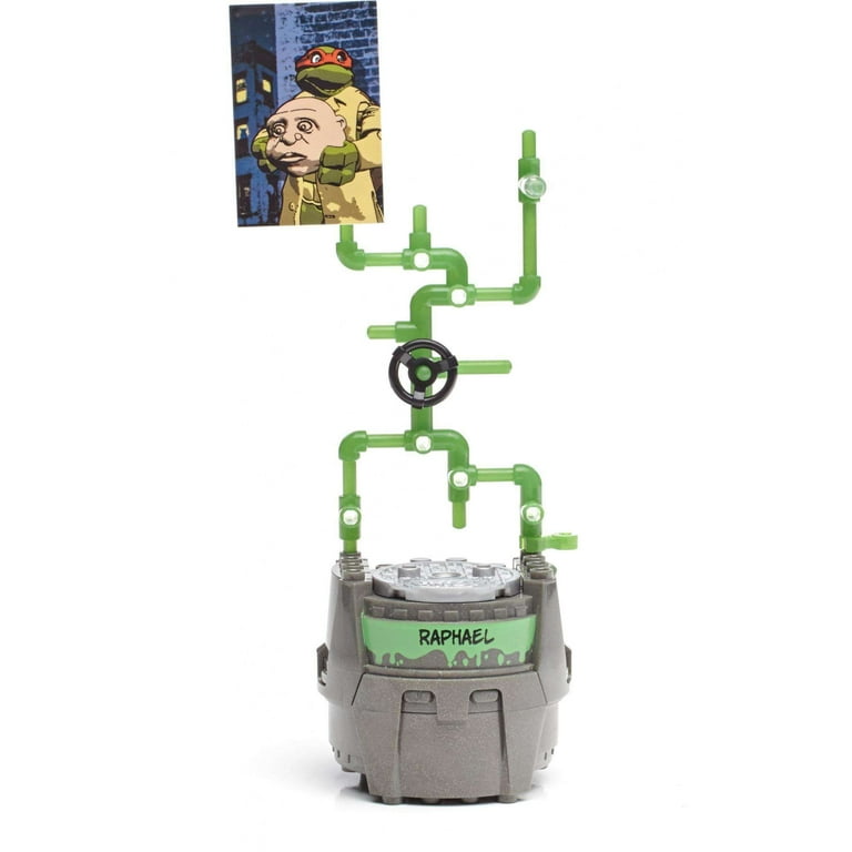 Teenage Mutant Ninja Turtles Raphael with Liquid Mutagen Figure
