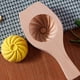 thumbnail image 4 of Fiudx Molde de Madera para Tartas Diy, Antiadherente, Diseño de Flores, Material Natural Resistente, Versátil para Magdalenas, Chocolate y Tartas, Ideal para Repostería, 1 Unidad., 4 of 4