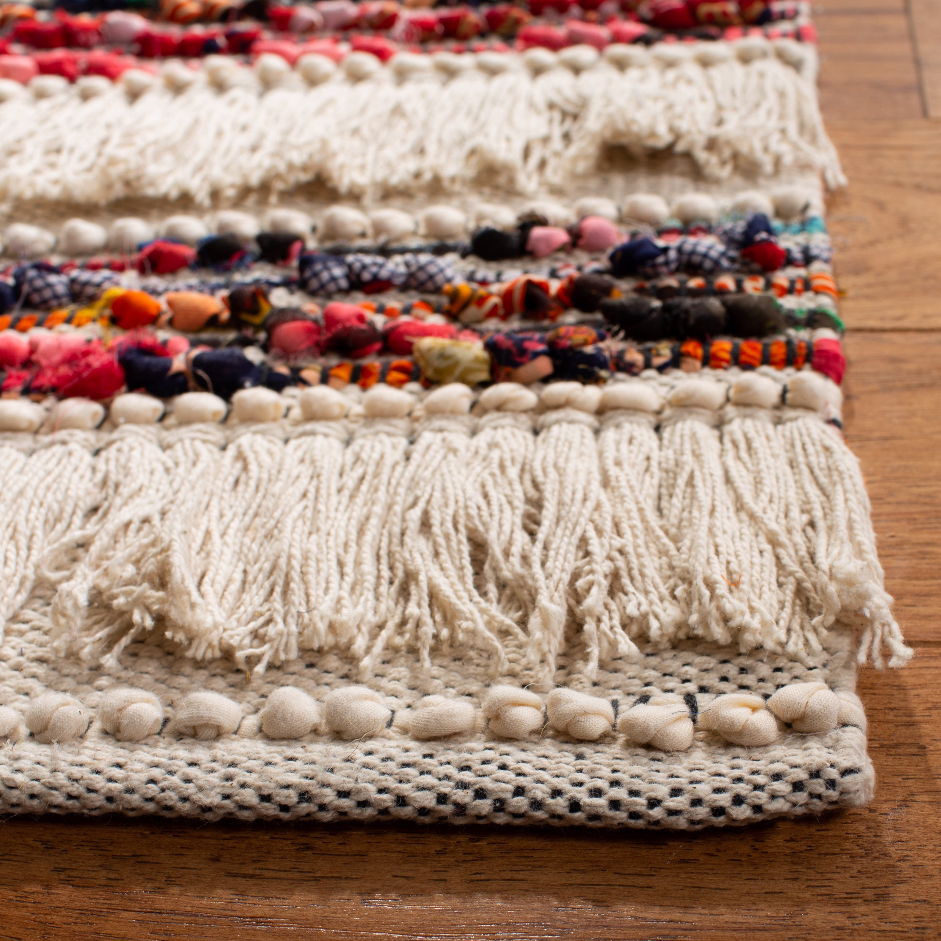 SAFAVIEH Natura Wilson Southwestern Striped Area Rug, Ivory/Red, 8' x 10'