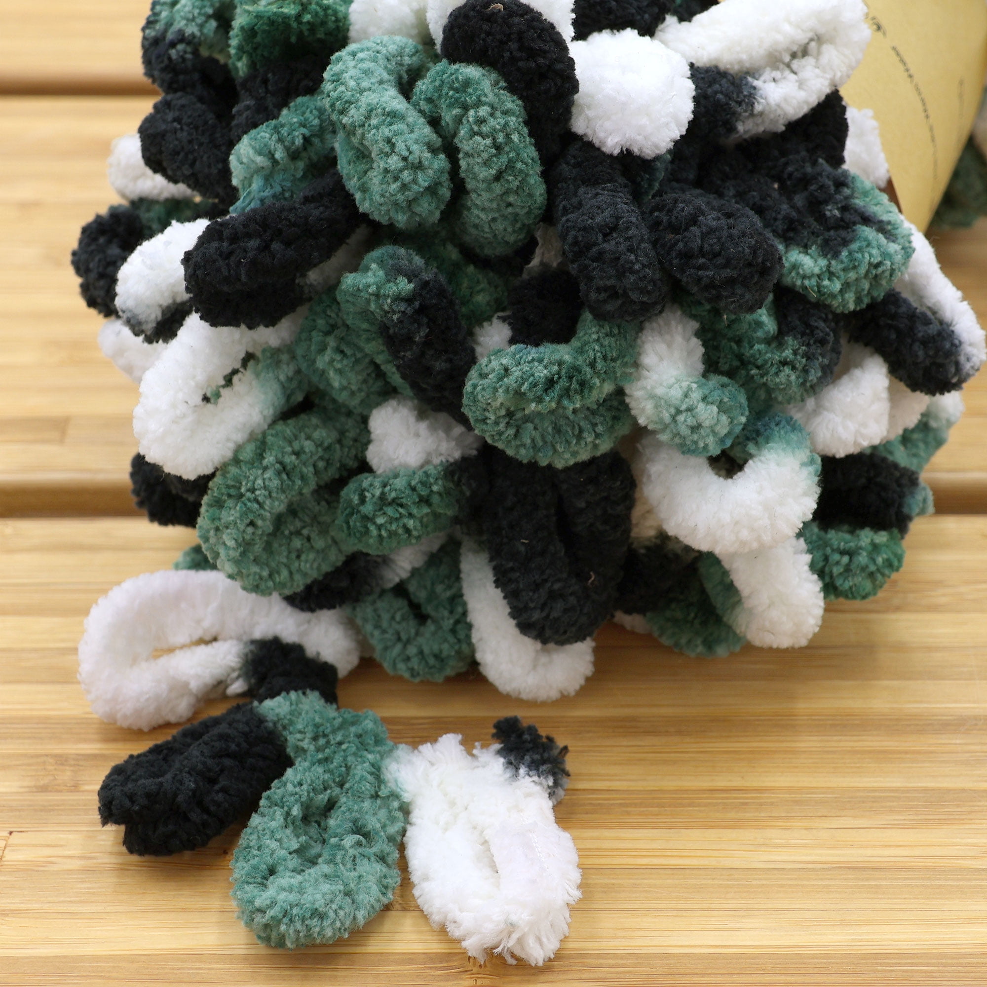 JubileeYarn Fun Finger Loops Yarn - Jumbo Polyester - Team Spirit Colors - 100g/Skein - White Black Green - 3 Skeins