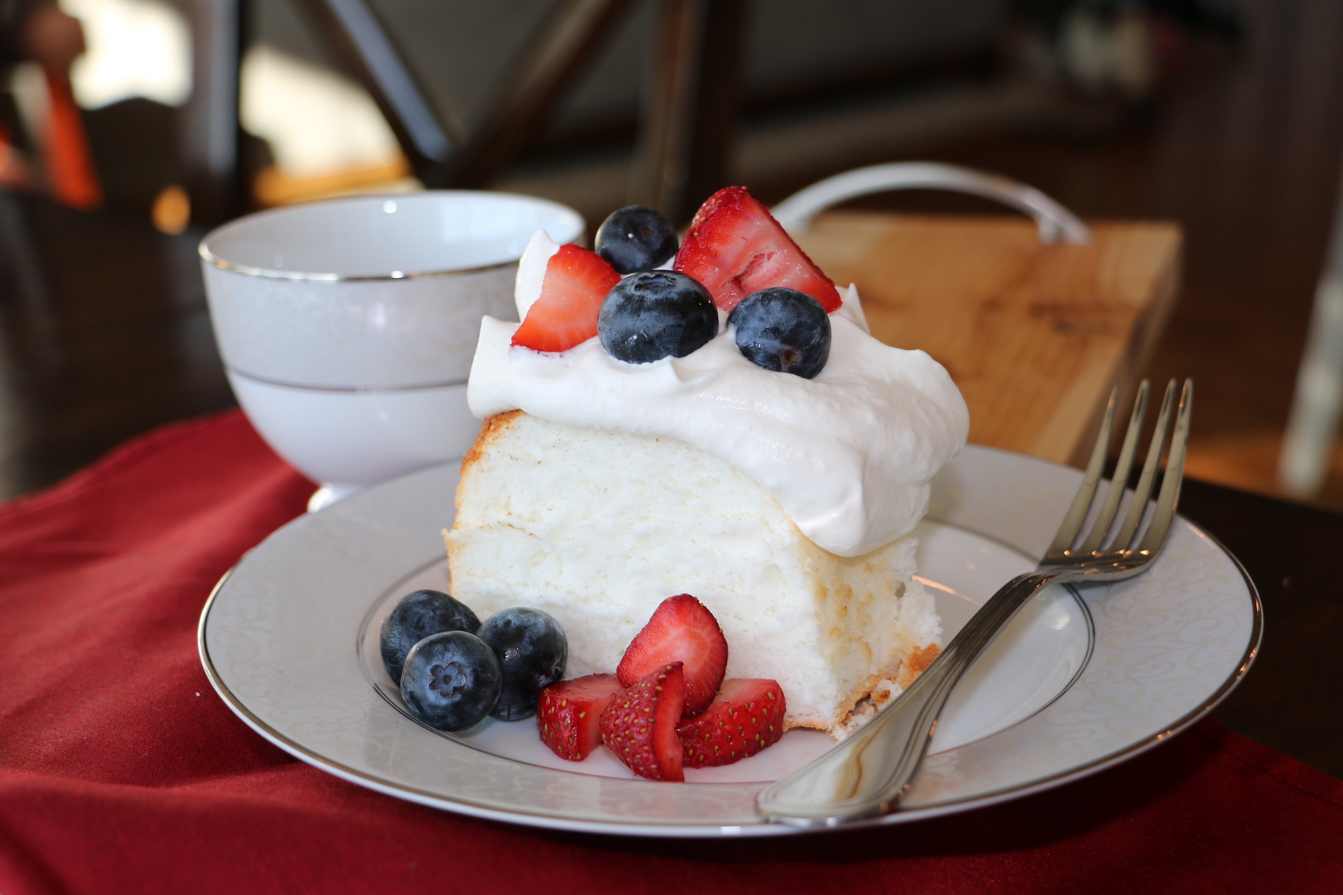 Mom's Place Gluten-Free Angel Food Cake Mix, Dessert Baking, Easy to Make, Nut Free, Dairy Free & Soy Free, 12 Servings, 15.3 oz