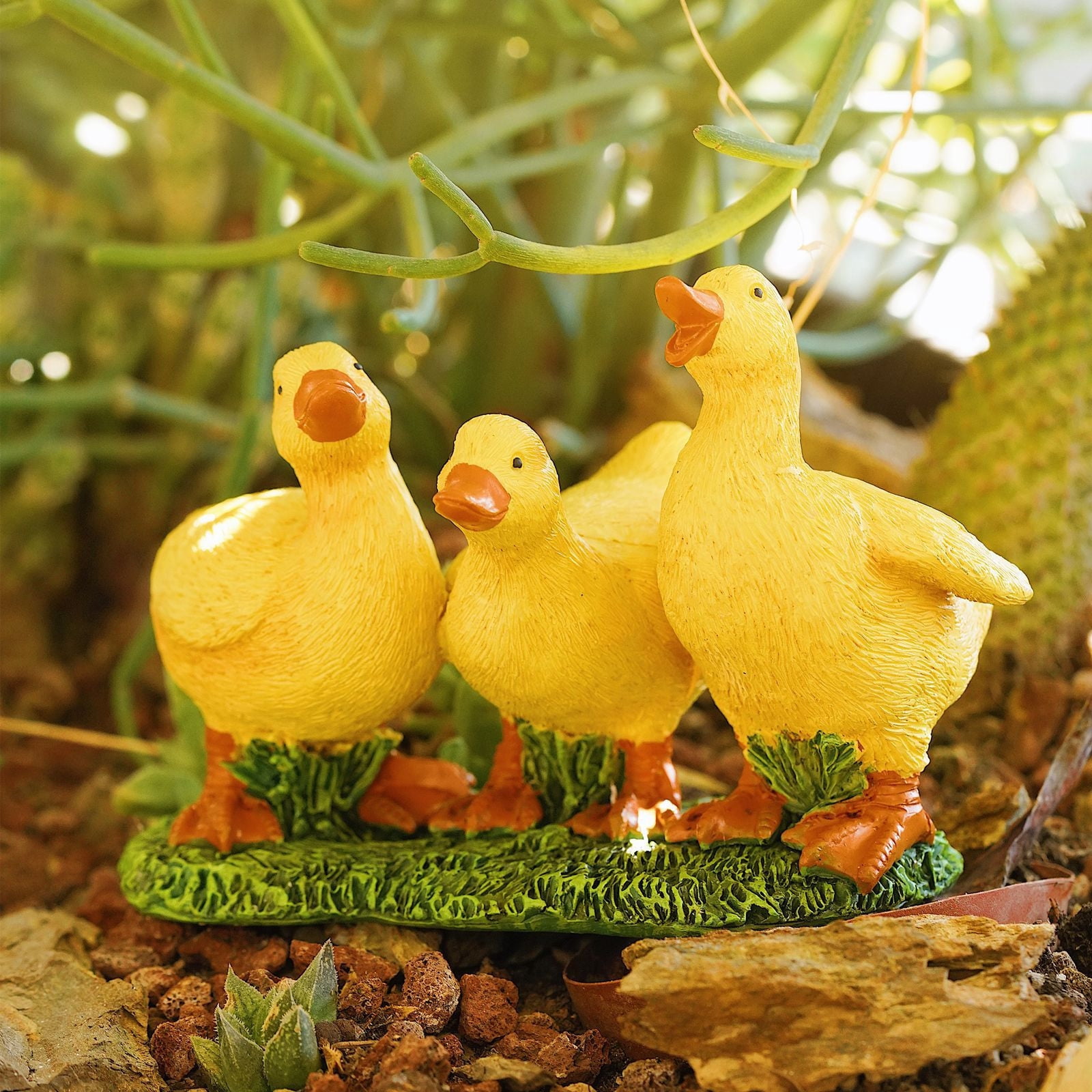 3 Packs Outdoor Resin Garden Statue Hand Painted Decorative Sculpture for Courtyard Patio Yard Decor Unique Home Art Craft Durable Weather Resistant