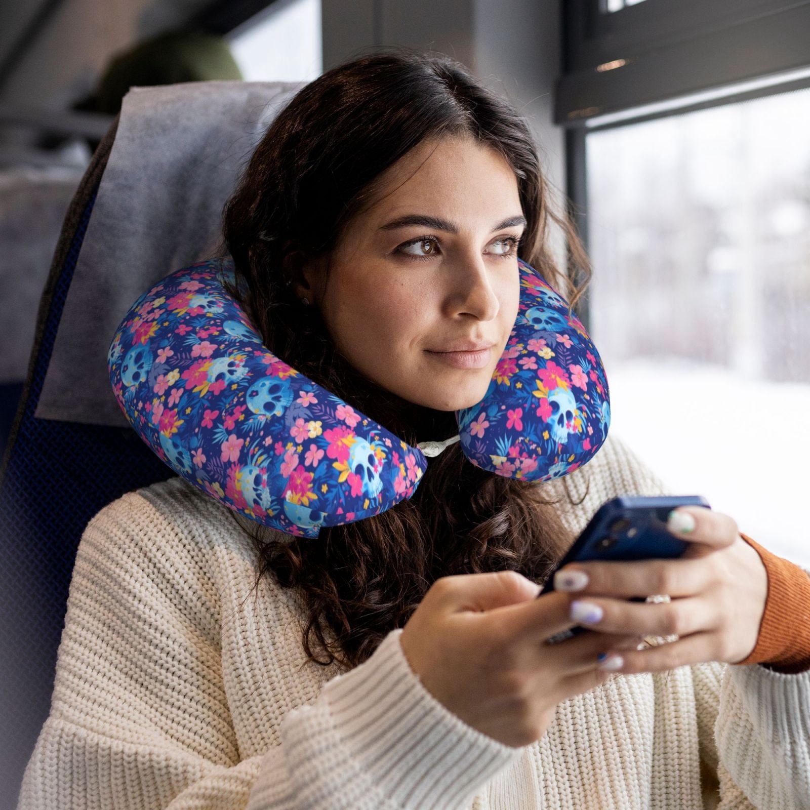 Xecao Blue Skull Flower Print Memory Foam Cervical Neck Pillow Versatile U-Shaped Pillows for Home,Office,Camping,Travelling,Soft Washable Cover