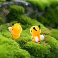 thumbnail image 2 of Micro Landscape Bee Mini Resin Bee Figures Mini Bees para jardín de hadas DIY. Paisaje de musgo en miniatura., 2 of 5