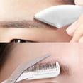thumbnail image 4 of Set recortador de cejas de acero inoxidable, maquinilla curva para cejas, tijeras para cejas con peine, 4 of 6