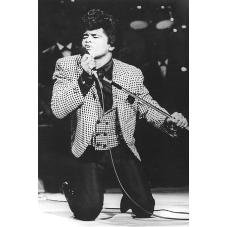 Seattle Concert Poster - James Brown 24X36 Poster Classic In Concert kneeling on stage singing