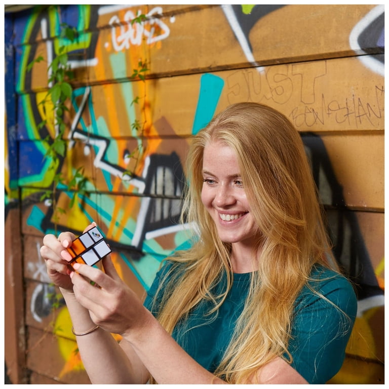Rubik's Mini 2x2 Speed Cube Puzzle photo 7