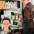 thumbnail image 4 of Cabeza de maniquí con pelo sintético para práctica y entrenamiento de peluquería Cabeza de maniquí para trenzar y peinar cabello largo Cabeza de maniquí con maquillaje, 4 of 8