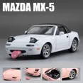 thumbnail image 1 of Modèle de Voiture de Sport Convertible 1:32 MX-5 en Alliage, Jouet en Métal Moulé sous Pression, Véhicule de Course avec Son et Lumière, Jouet pour Enfants, Cadeau Blanc, 1 of 6