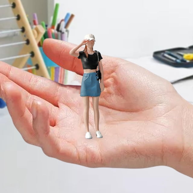 Figura de mujer pintada a mano CUTICAT resina 1/64 Figuras de dioramas