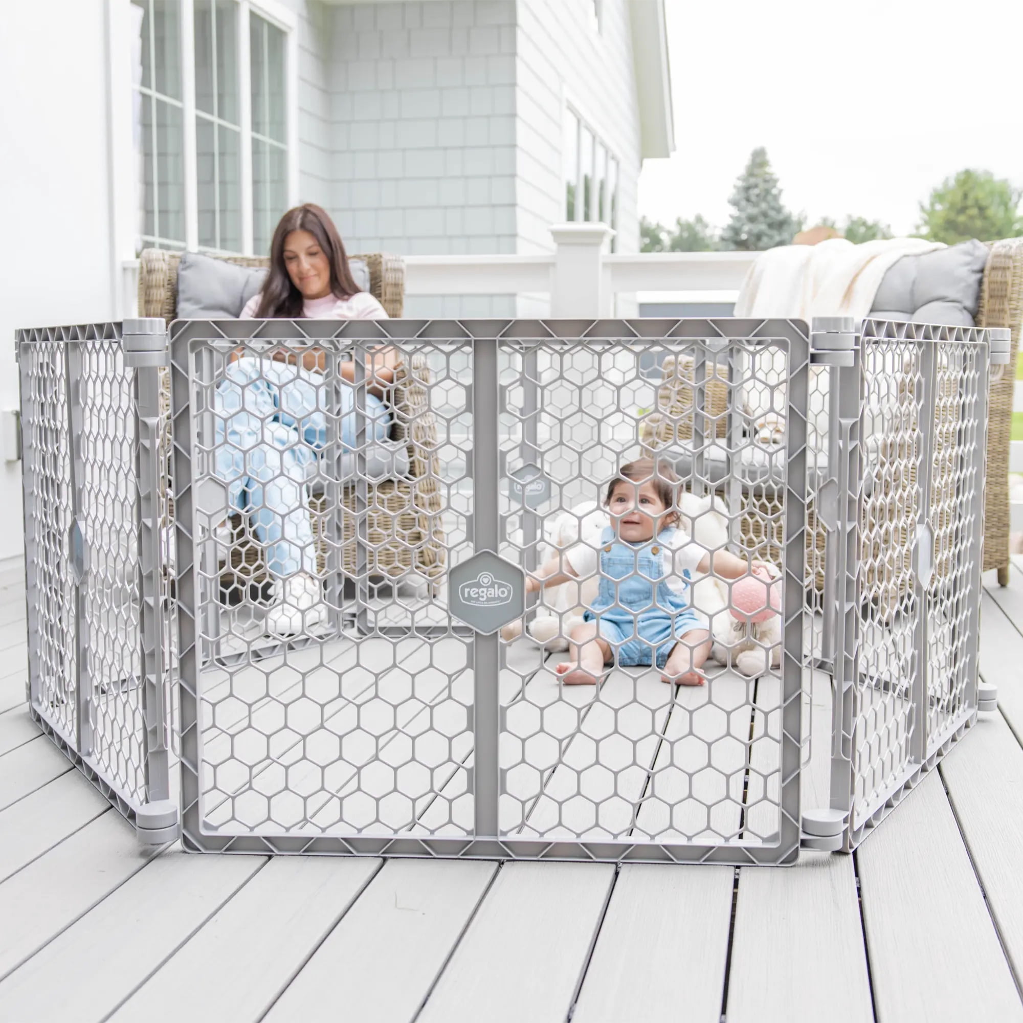 Regalo 2-in-1 Super Wide Baby Gate & Play Yard, 192”, Ages 6–24 Months