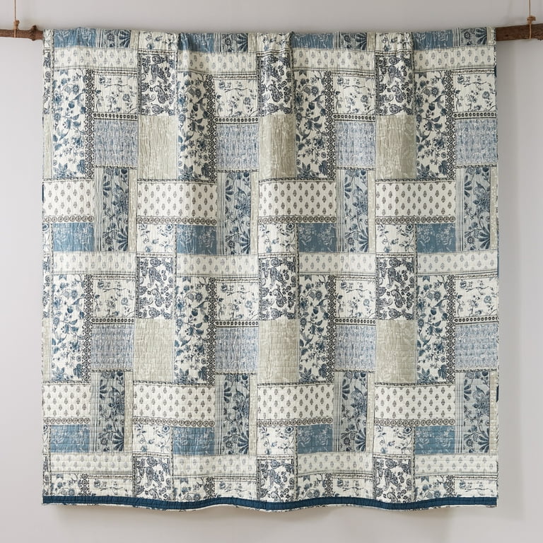 Levtex Home - Aliza Quilt Set - Full/Queen Quilt and Two Levtex Home - Aliza Quilt Set - Full/Queen Quilt and Two
