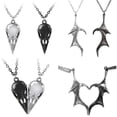 thumbnail image 3 of collares de moda 2023 mujer colgantes one piece gargantilla mujer Accesorios góticos Vintage para mujeres, parejas, collar a juego, Blanco, Negro, dragón, colgante de corazón con alas, Hip-hop, Punk,, 3 of 4