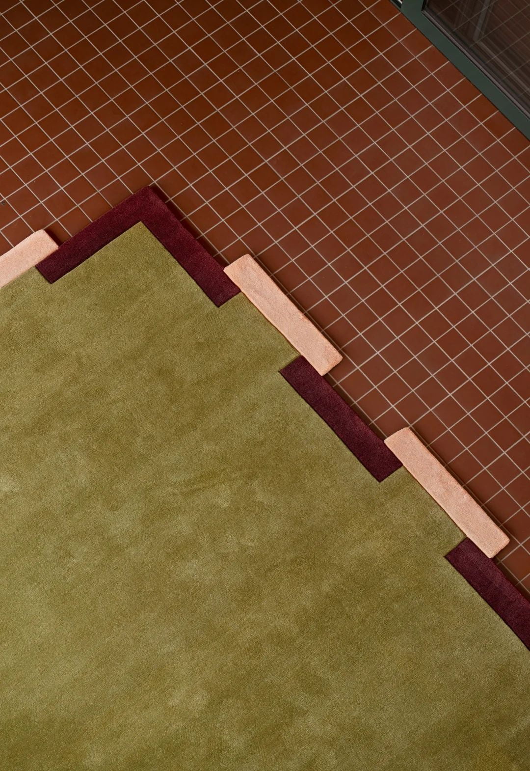Homee Hand Tufted Woollen Rugs Teklan Fregio Wool Rug Olive Blush Rug Available In All Sizes 5x8 ft 6x9 ft 8x10 ft
