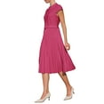 thumbnail image 4 of Vestido plisado de mujer Inspire Chic con cuello simulado, mangas cortas, ceñido a la cintura, estilo A en color fucsia, 4 of 5
