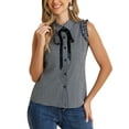 thumbnail image 2 of CAMISA DE OFICINA SIN MANGAS CON VOLANTES Y LAZO PARA MUJERES INSPIRADA EN CHIC, GINGHAM, TAMAÑO S, AZUL OSCURO, 2 of 6