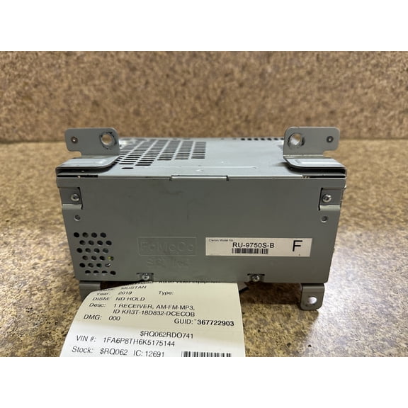 Pre-Owned 19-22 Ford Mustang AM FM MP3 Player Radio Receiver OEM LKQ - Verify Specific Vehicle Fitment In Description - (Good)