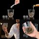thumbnail image 2 of Juego de regalo de piedra para whisky, 8 enfriamiento rápido de granito negro pulido por la FDA, 2 of 5