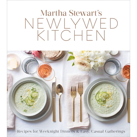 Pre-Owned Martha Stewart's Newlywed Kitchen : Recipes for Weeknight Dinners and Easy, Casual Gatherings: a Cookbook (Hardcover) 9780307954381