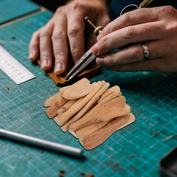 SWETRACE 20Pcs Diy Ornaments Driftwood Charms Wood Sticks For Craft Enthusiasts Christmas Decorations