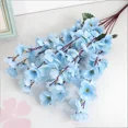 thumbnail image 1 of 4 paquetes de cerezos en flor artificiales, 36 ramas cada uno, realistas y listos para decorar,Azul claro, 1 of 7