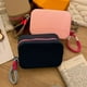 thumbnail image 1 of Nueva Bolsa Almacenamiento Portátil Silicona, Bolsa con Cremallera Impermeable Gran Capacidad, Bolsa Almacenamiento Escritorio, Bolsa Lavado, Bolsa Lápiz Labial B, 1 of 5