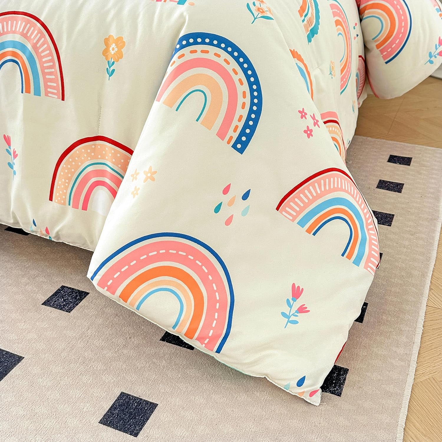 NTBED Rainbow Comforter Set with 2 Pillow Covers Cartoon Love Hearts Flowers and Grass Bedding Set for Girls Boys Kids Full Multi-Color 3 Pcs