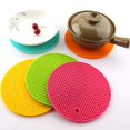 thumbnail image 4 of Alfombrilla de silicona redonda resistente al calor de 18/14 cm, mantel individual para taza de bebida, accesorios de cocina, posavasos, soporte antideslizante para ollas, alfombrilla de silicona para, 4 of 5