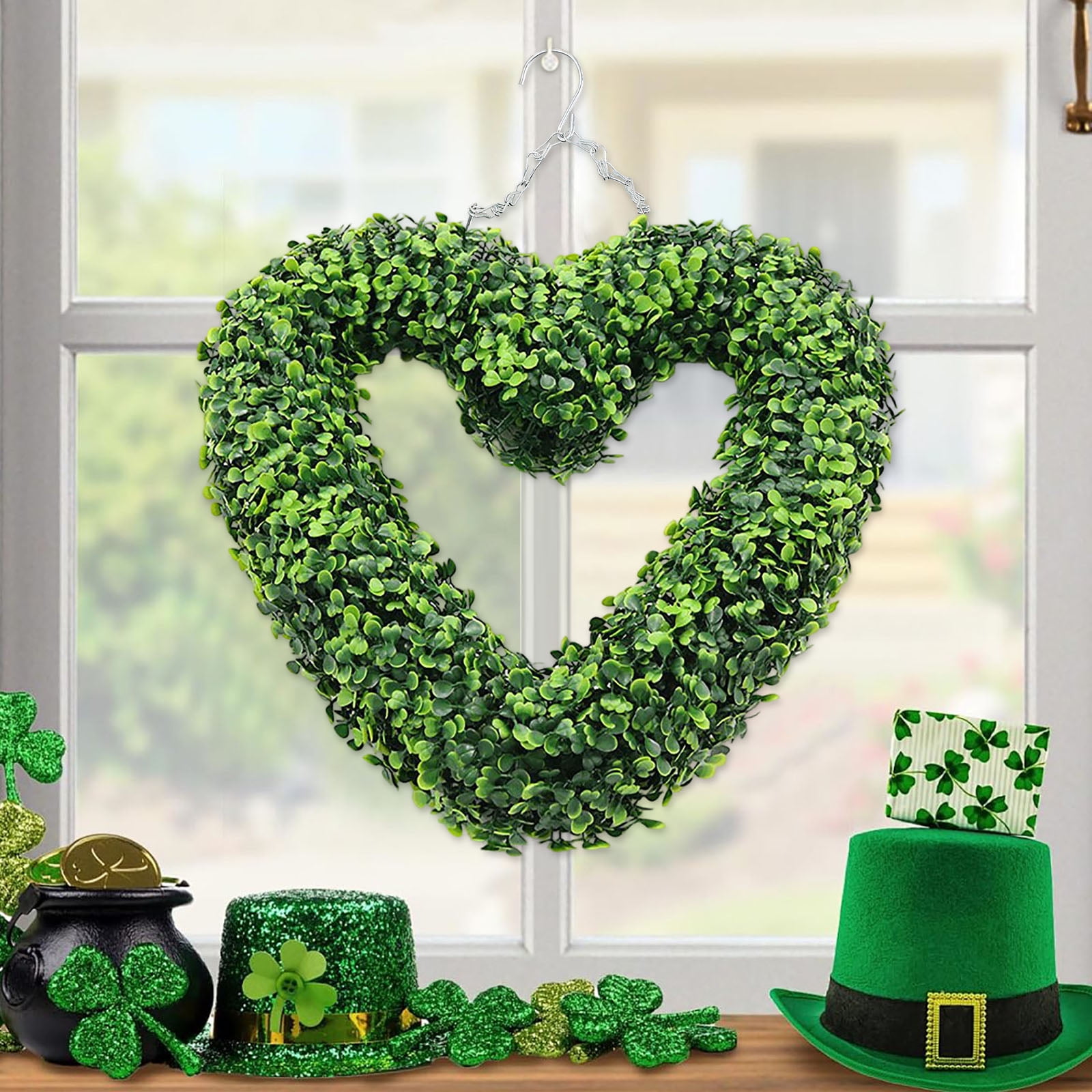 DAMAI 17in Valentine's Day Heart Wreath, Artificial Boxwood Greenery Wreath, Romantic Wedding Decoration,Valentine's Day Gift Door Wall Hanging Window Wedding Party Decoration