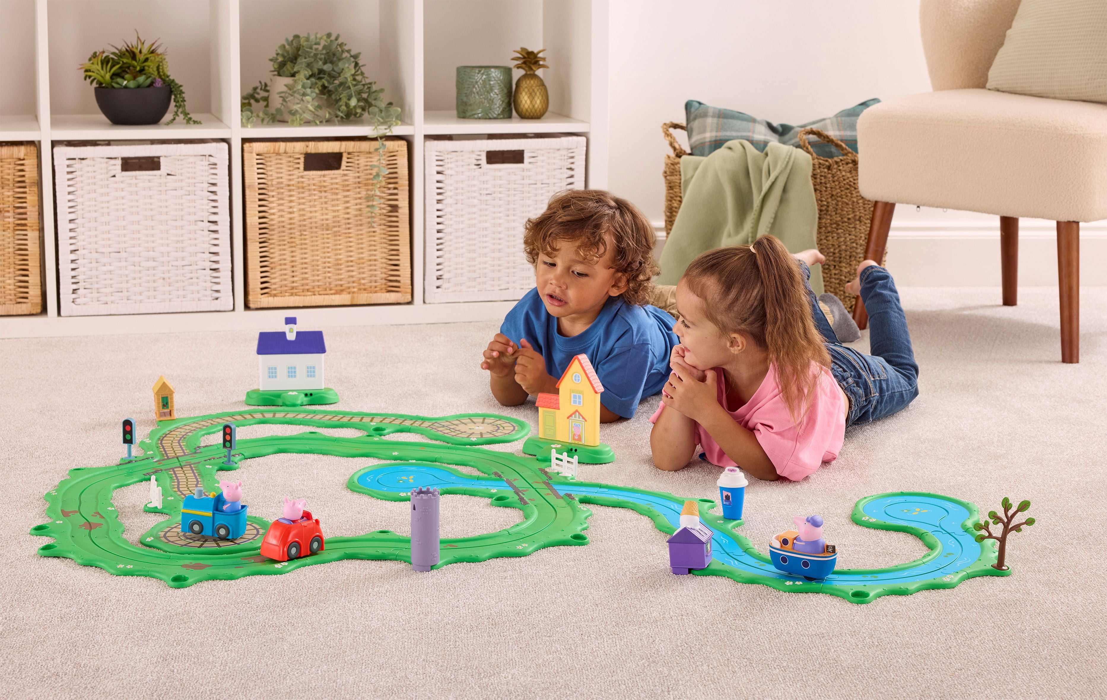 Peppa Pig Whizz-Around Peppa's Great Big World Set