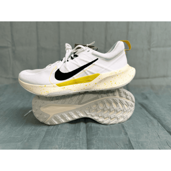 Nike Men's Juniper Trail 2 Running Shoes - White/Vivid Sulphur/Khaki/Black 10M