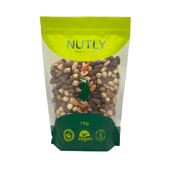 Nutly Deluxe Mix 1 Kg, Premium blend of carefully selected Nuts, including Cashew, Almond, Hazelnut, Pistachio
