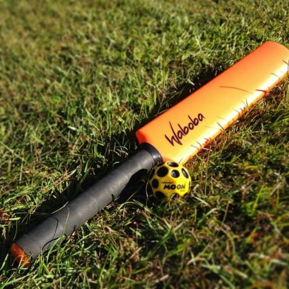 Waboba Land Cracket w/Moon Ball