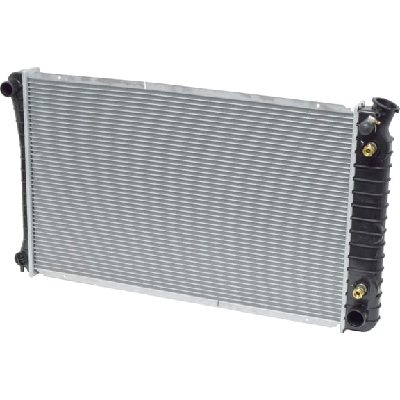 NEW Radiator fits Chevrolet C10, C20, K30.. / GMC C1500, C2500, Jimmy..