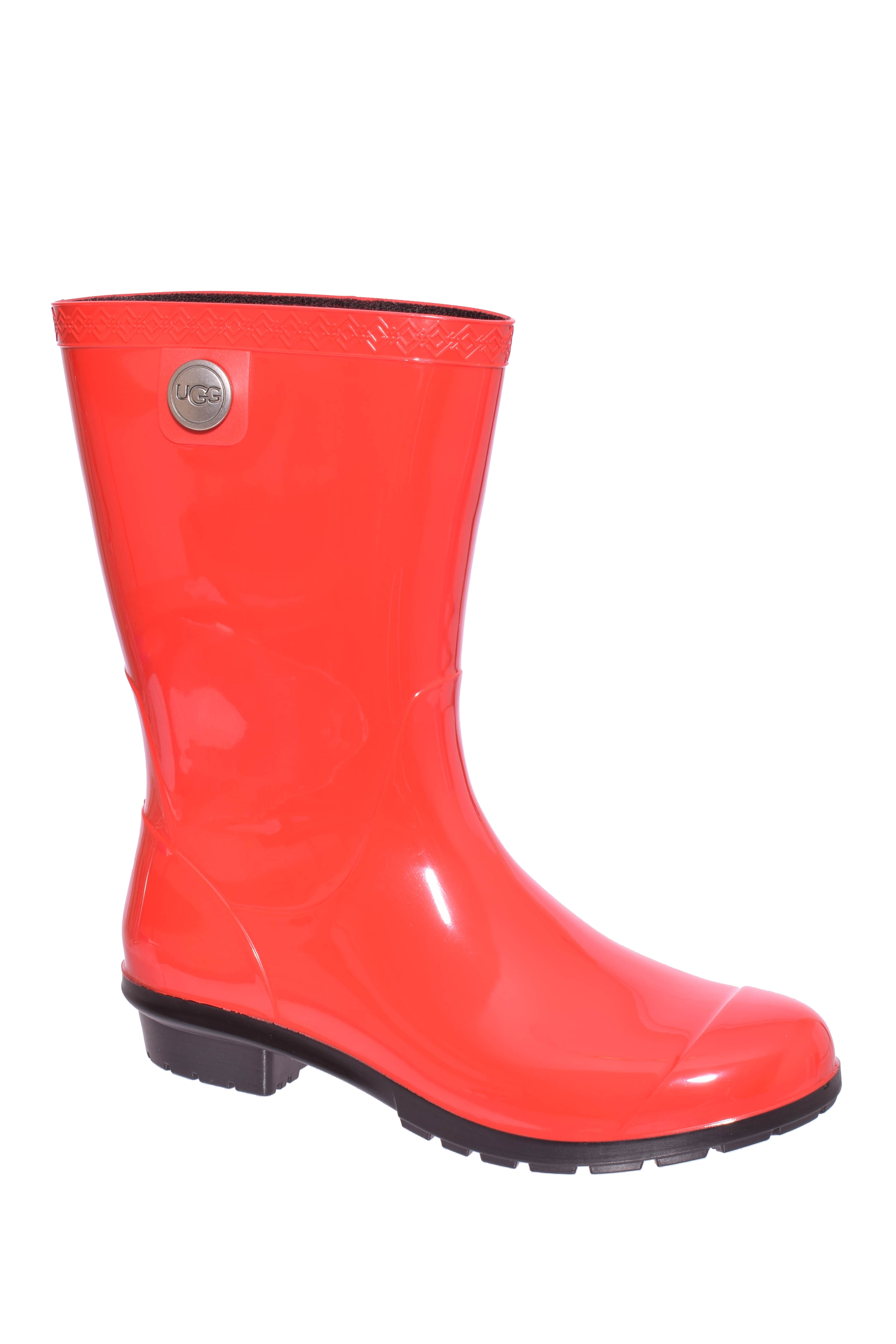 can you wear leather uggs in the rain