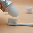 thumbnail image 3 of Dispensador exprimidor de pasta de dientes con cierre automático para niños Ehuebsd y adultos Tapón Protector de silicona para baño 6 unidades, 3 of 8