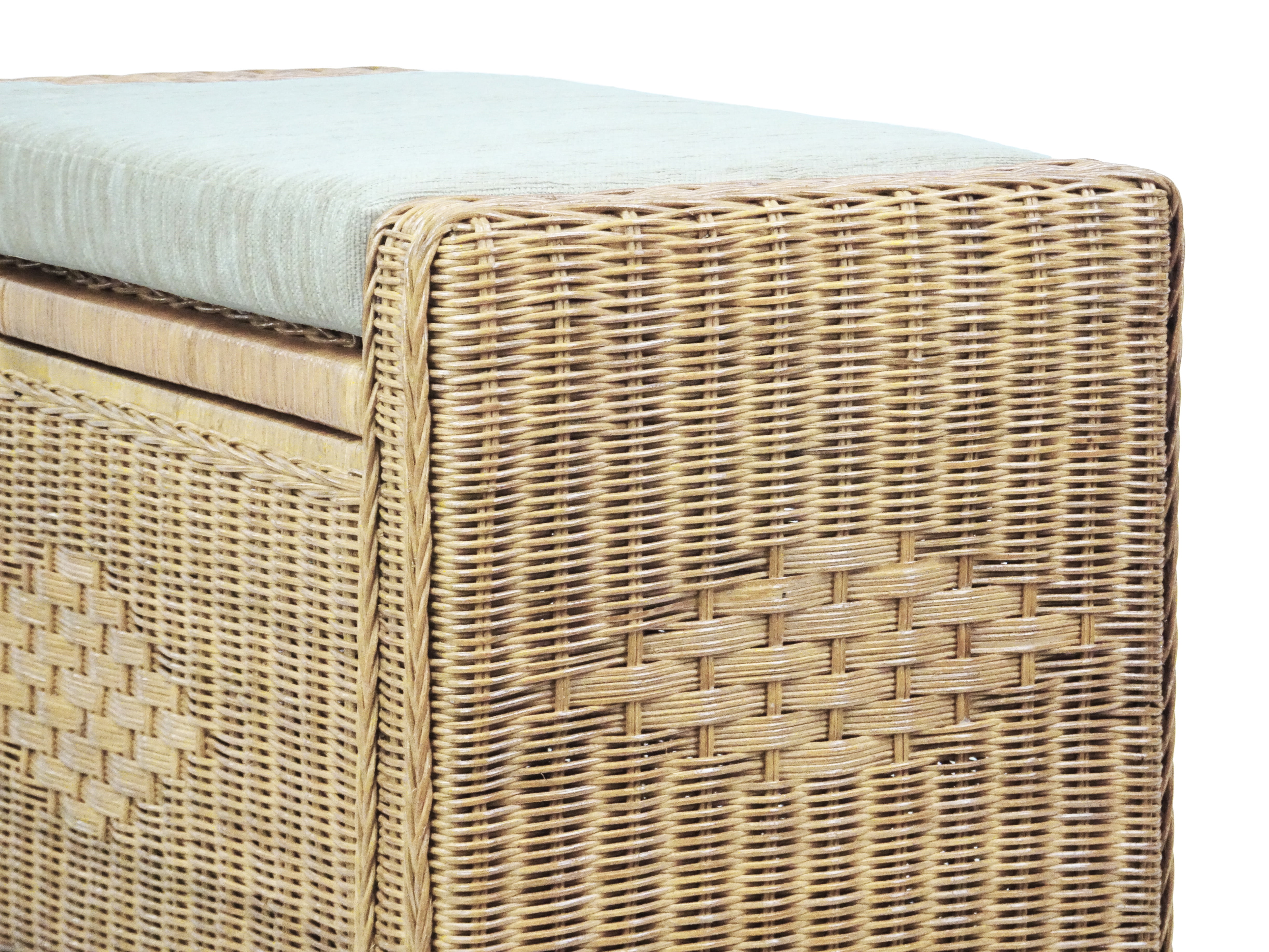 Bruno Handmade 32 Inch Rattan Wicker Chest Storage Trunk Organizer Ottoman W/Cushion Natural Color