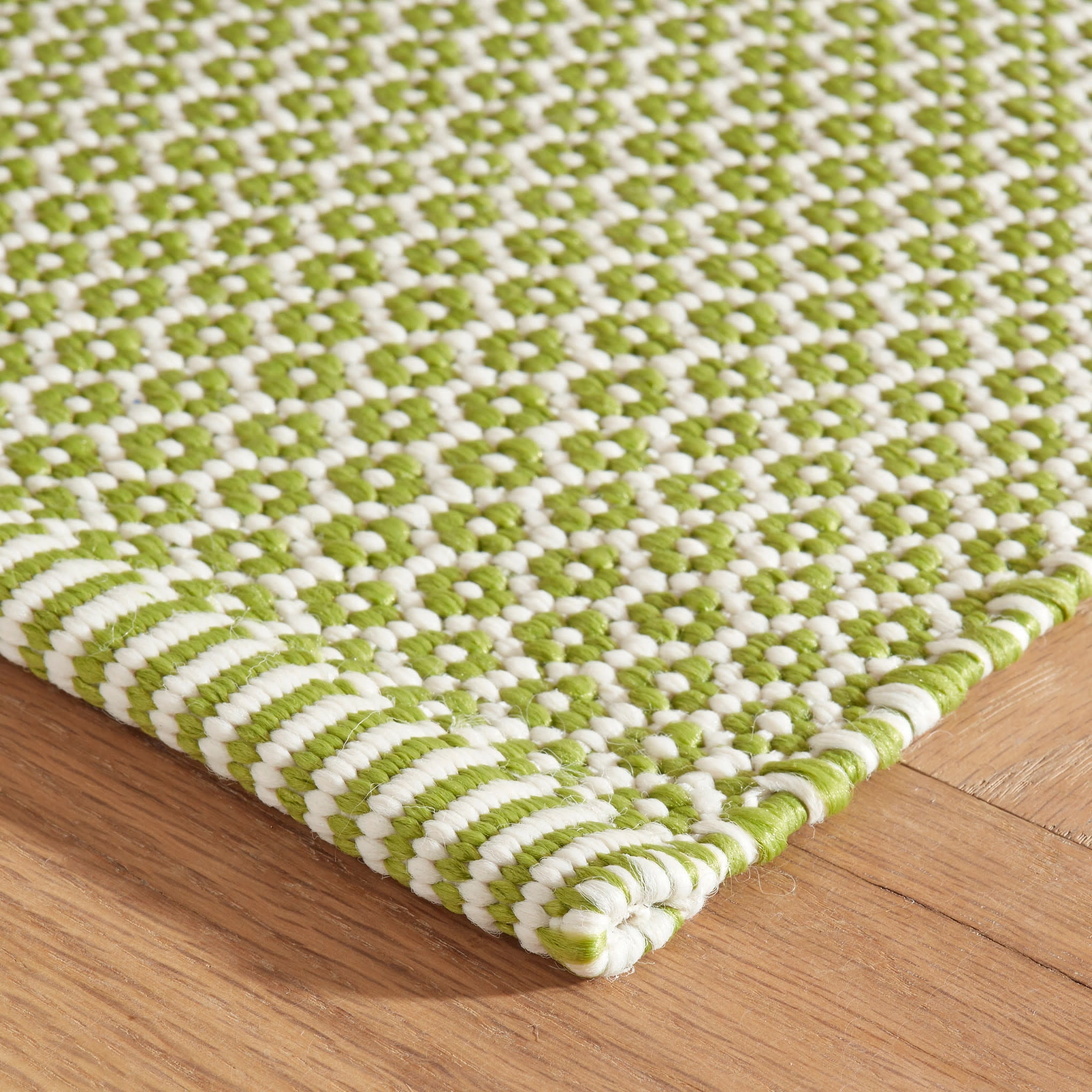 Dash & Albert Finn Handwoven Indoor/Outdoor Rug, 2' 6" x 8', Sprout