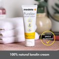 thumbnail image 4 of Medela Crème pour Mamelons à la Lanoline pour l'Allaitement, 100 % Entièrement Naturel, Ingrédient Unique, Nouveau Purelan, 4 of 6