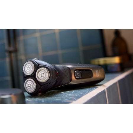 Philips Norelco CareTouch, Rechargeable Wet/Dry Electric Shaver with Pop-Up Trimmer - Ash Gold