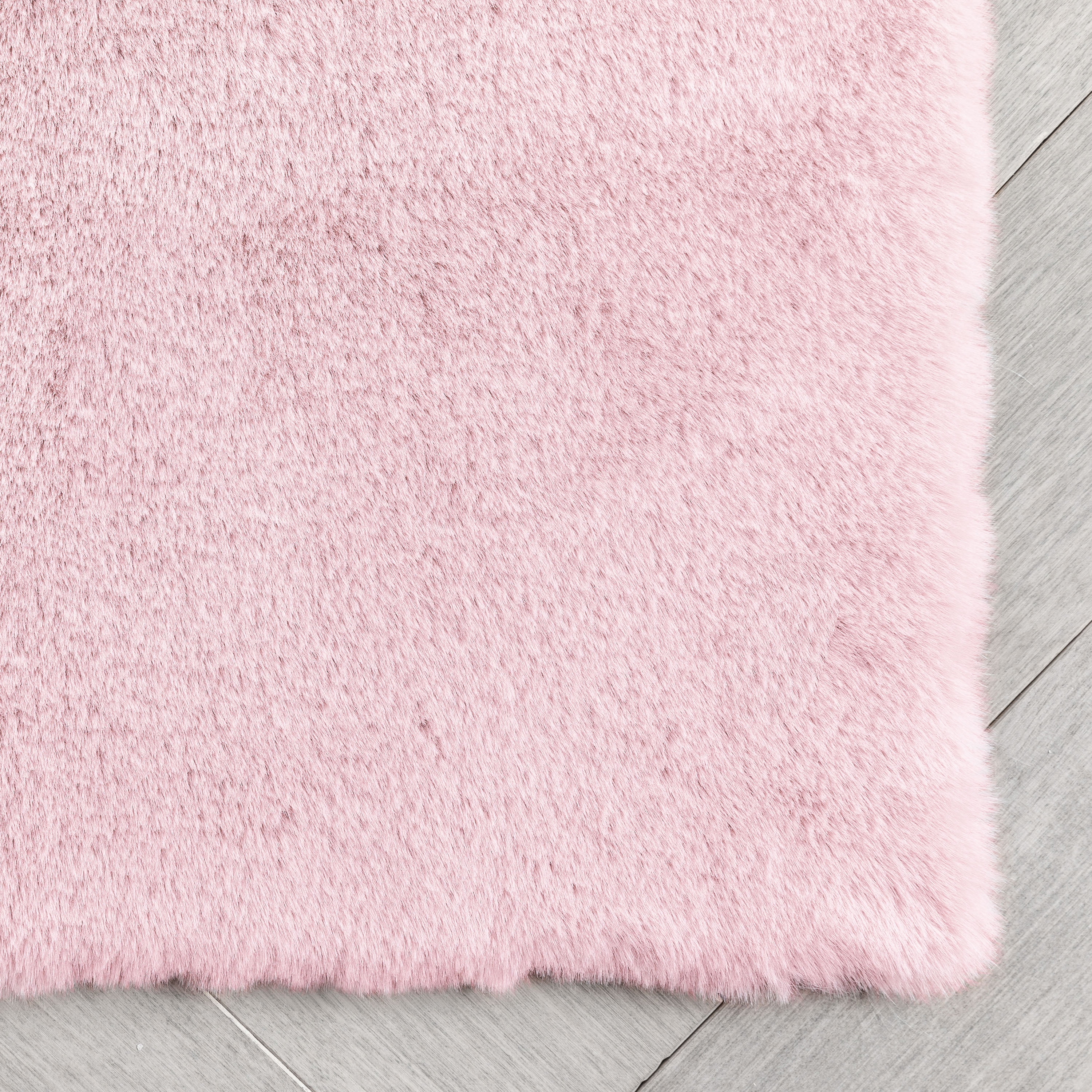 Well Woven Opal Crest Textured Solid Light Pink Modern Faux Fur 2'11" Round Rug